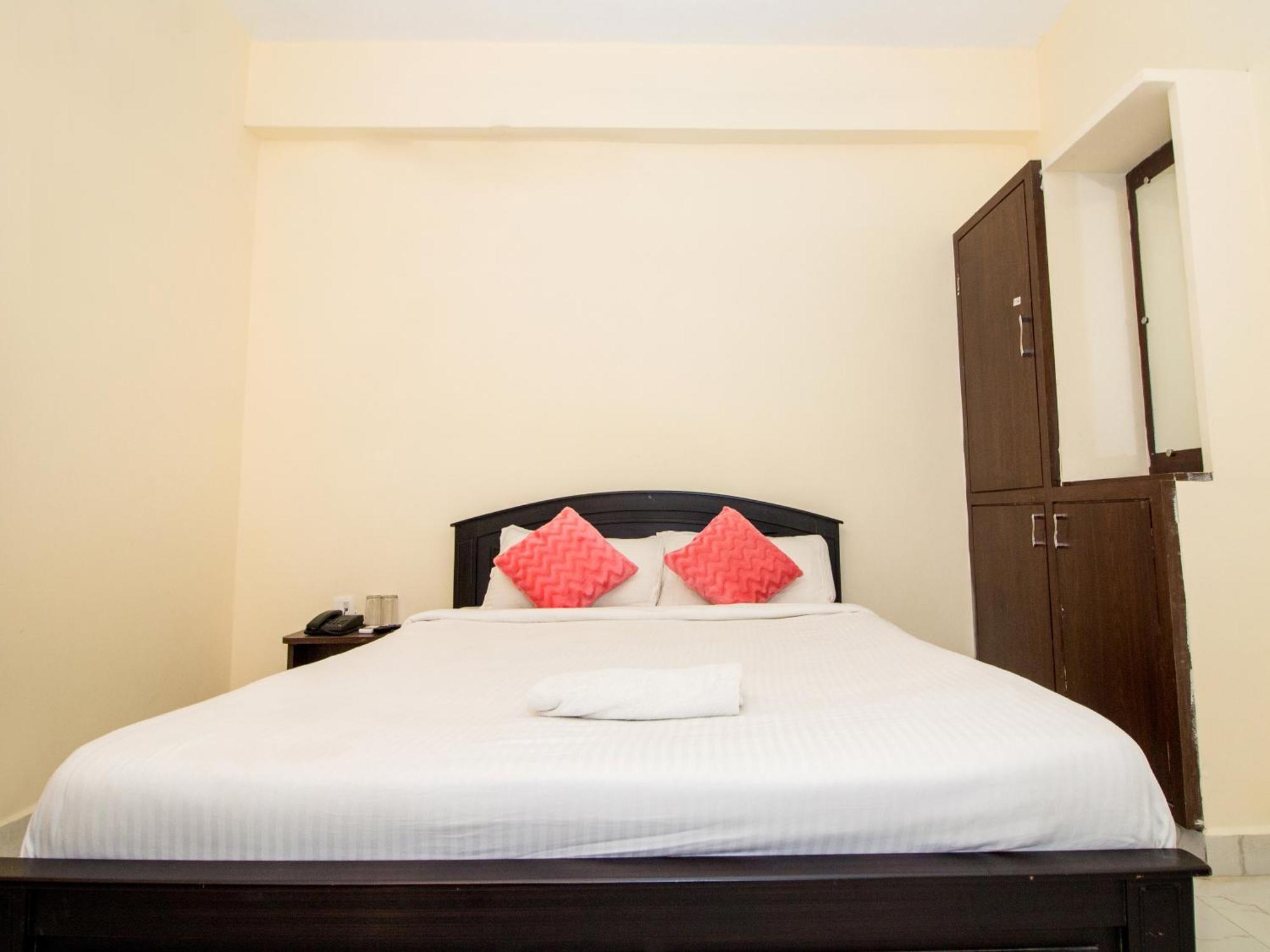 Pearl Suites, Tirupati Exterior foto